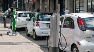 How Can Electric Vehicles Overcome Their Limitations? (Deep Dive)