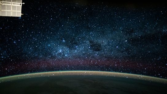 5 Stops on the Outer Space Walking Tour (Lists)