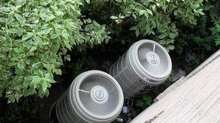 This Startup Says It Can Halve the Cost of a Heat Pump — Here’s How (news). Photo by Kristoferb at English Wikipedia (CC BY-SA 3.0)