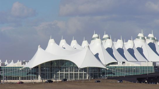 Can the Power of Teamwork Decarbonize Air Travel? Colorado Thinks So. (news)