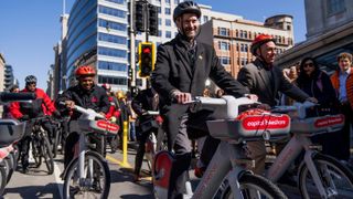 E-Bikes Could Cut Carbon, Congestion, Costs — If Cities Take Them Seriously (news). Photo by Tom Williams / CQ-Roll Call via Getty Images via Grist