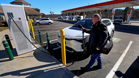 Public EV Chargers Are Good for the Planet. They’re Also Good for Business. (news)