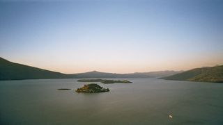 In Mexico, Nuns and Scientists Team Up to Conserve Endangered Salamanders (news). Photo by Gengiskanhg via Wikimedia Commons (CC BY-SA 3.0)