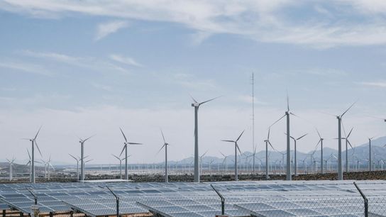 In a First, Renewables Beat Natural Gas on US Grid Last Month (news)