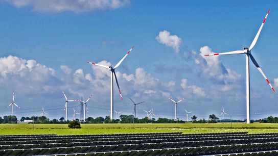 As Renewables Rise, the World May Be Nearing a Climate Turning Point (news)