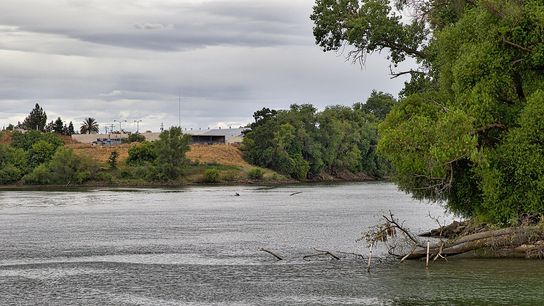 The Biggest US Solar-Storage Project Yet Takes Shape in California. Photo by USFWS Photo/Steve Martarano (CC BY 2.0)