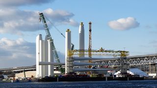 Here’s How Offshore Wind Helped New England Beat Record Heat (news). Photo by Pi.1415926535 (CC BY-SA 4.0)