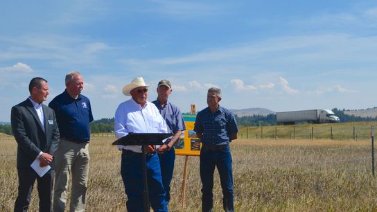 Montana to Study Adding More Wildlife Crossings (news)